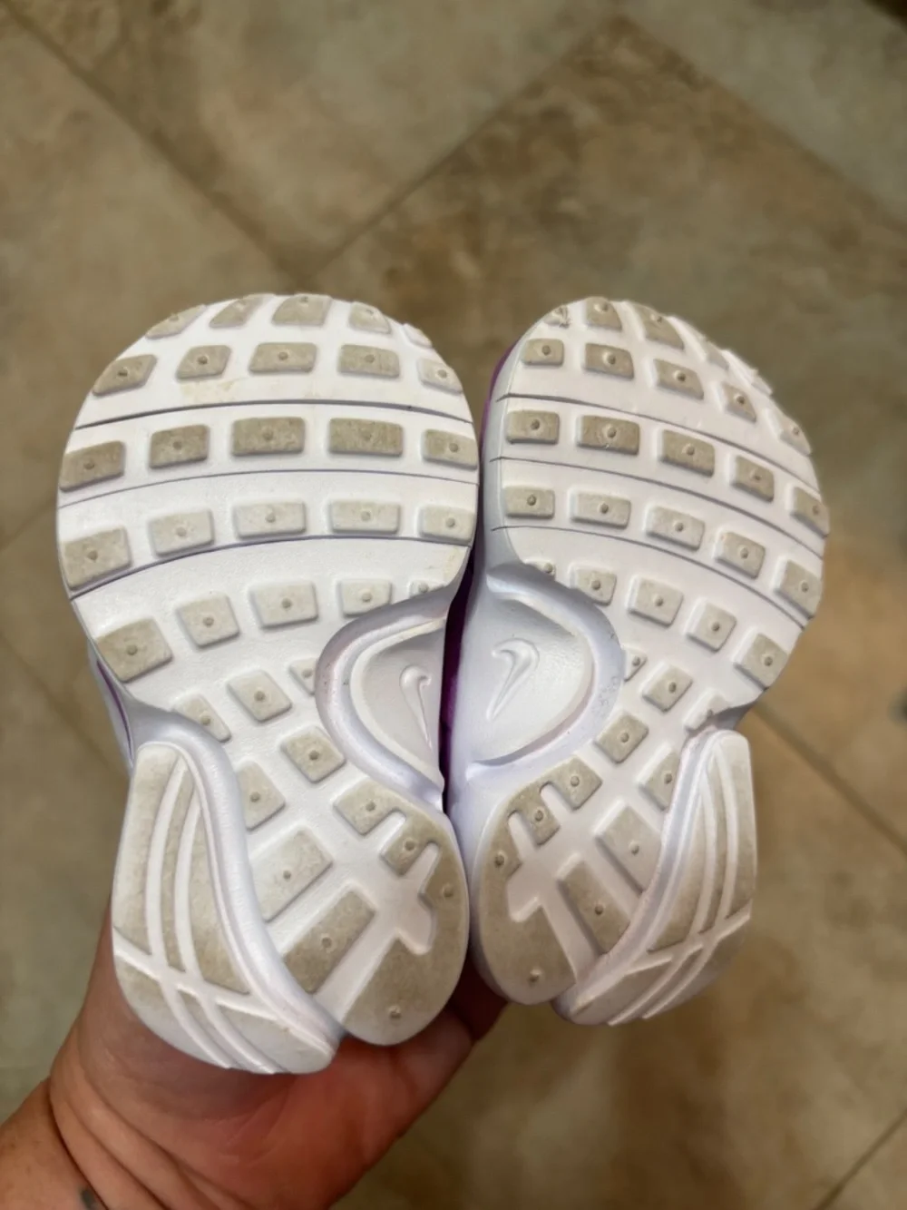 Baby Nikes 3C